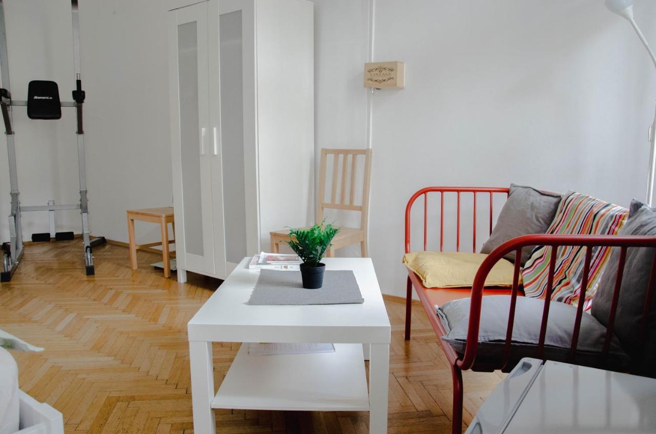 Apartment Wonderful Two Bedroom Wien
